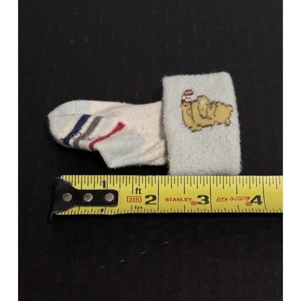 Vintage Disney classic Winnie the Pooh Cuffed Baby Socks Booties Newborn 0-6m